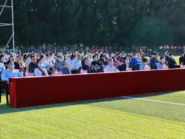 澳门永利召开教师节表彰大会